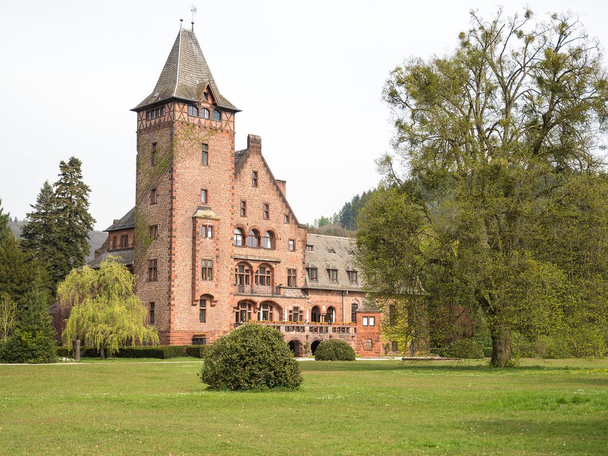 Gastehaus Schloss Saareck Mettlach Εξωτερικό φωτογραφία